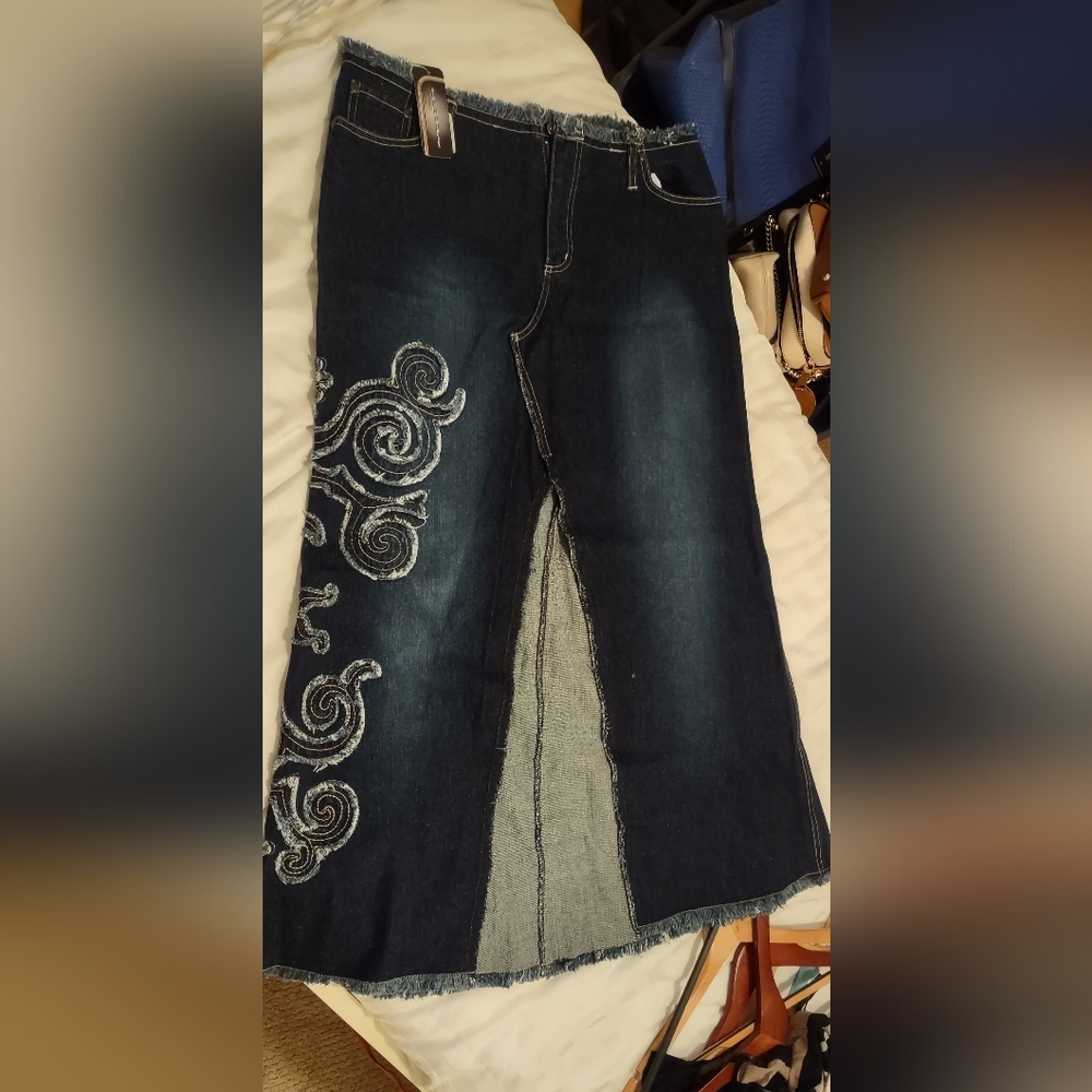 Women's skirt